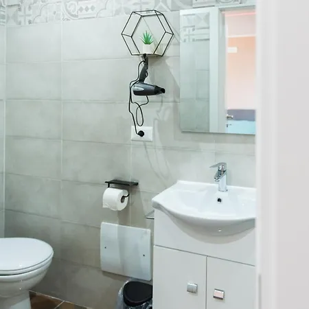 Alojamento de Acomodação e Pequeno-almoço Palazzo De Matteo 4*