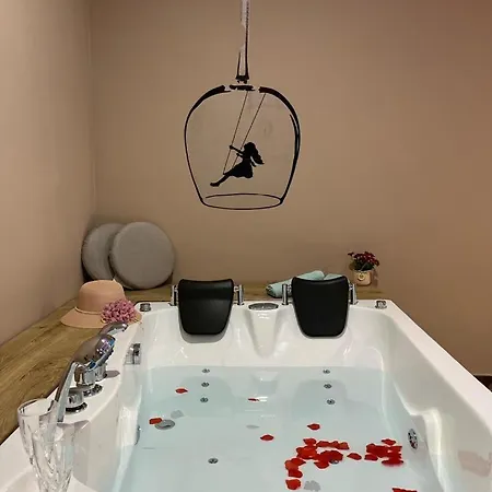 Palazzo De Matteo Caiazzo