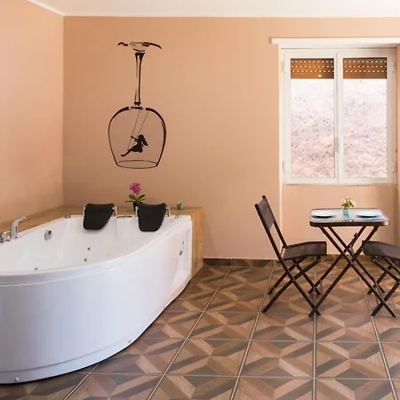 Palazzo De Matteo Caiazzo